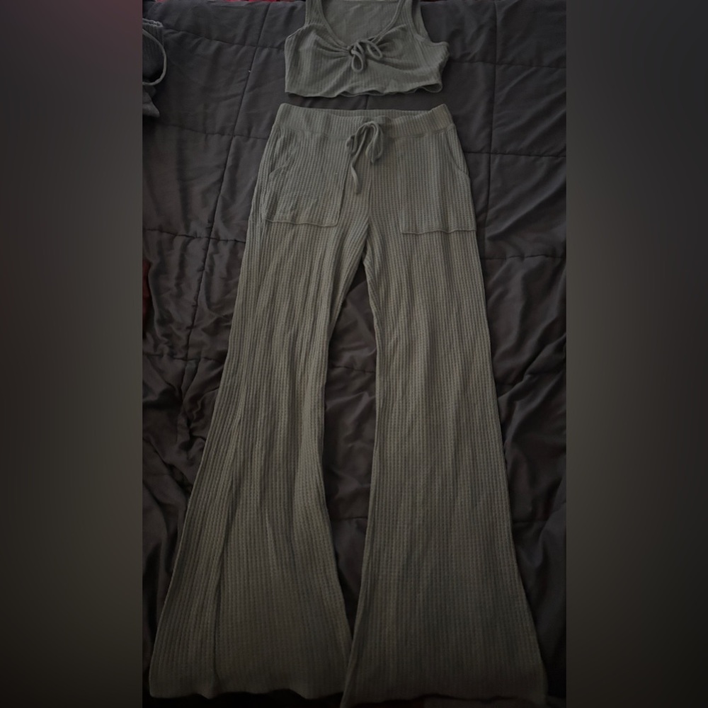 Women’s Olive Ribbed Drawstring Lounge Pants